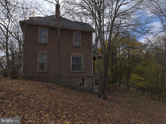 2nd image of 26 Depot St