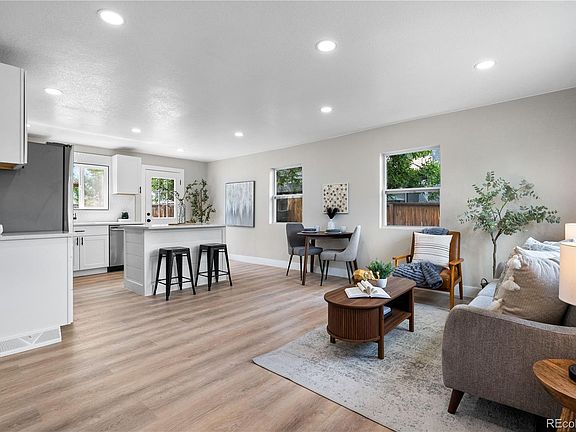 3rd image of 1441 Verbena Street