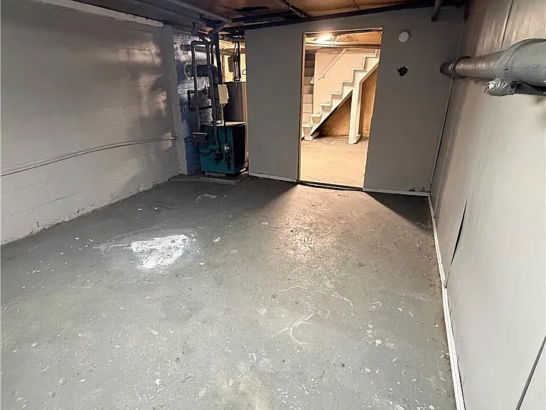 236 N Front St — Photo 17