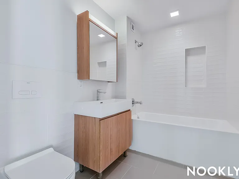 619 Throop Ave #3H — Photo 13