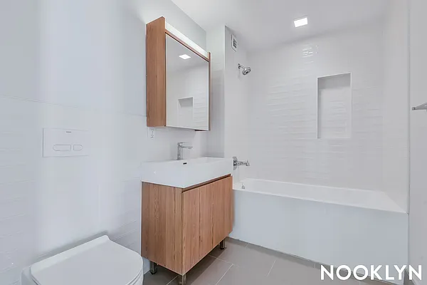 Rented by Nooklyn NYC LLC | media 49