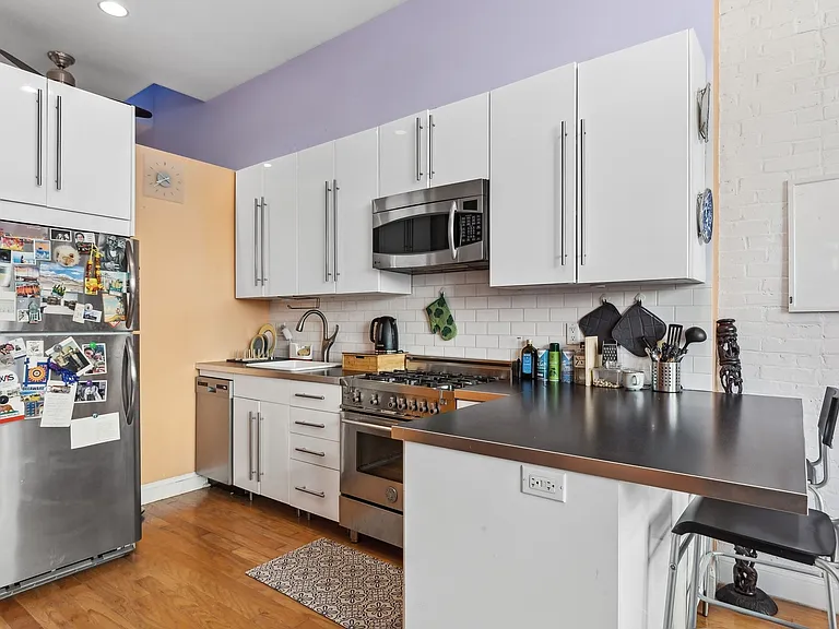 302 W 122nd St #1A — Photo 2