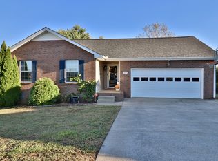 943 Lindsey Dr, Clarksville, TN 37042