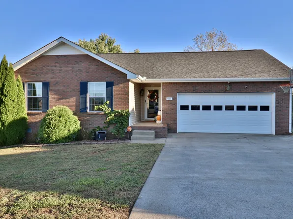 943 Lindsey Dr, Clarksville, TN 37042