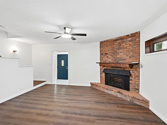 5th image of 2710 Carroll Ave