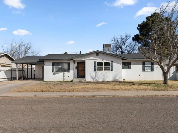 2012 S Alamo St, Pecos, TX 79772