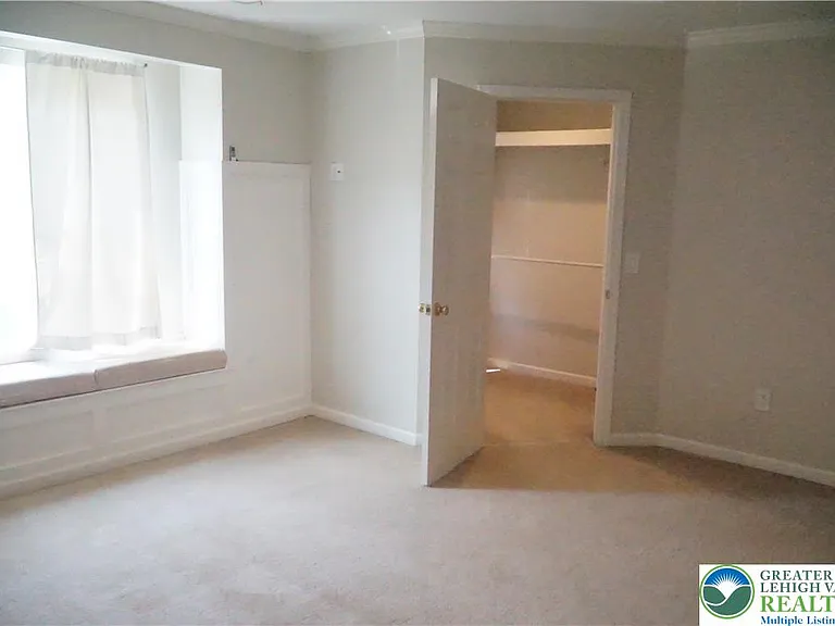 737 Trout Creek Ln — Photo 26