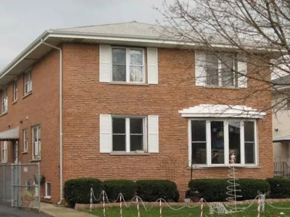 4423 Prairie Ave #1, Brookfield, IL 60513