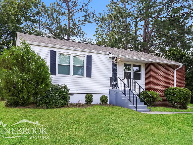 2824 Cornelia Rd — Photo 2