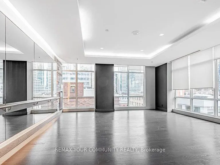 30 Nelson St #502 — Photo 24