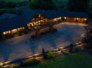 188 E Artists View Way, Rocky View County, AB T3Z 3N1