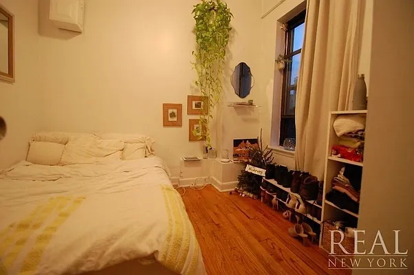 Rented by REAL New York | media 3