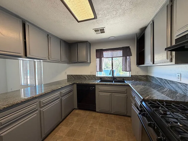 35827 Tumbleweed Cir — Photo 15