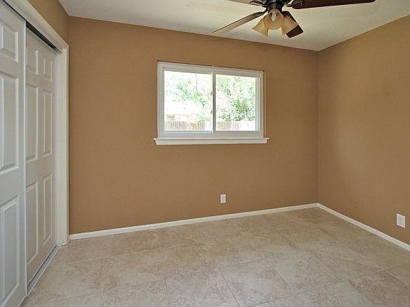 5th image of 9367 Valley Bnd