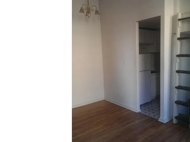 411 S 11th St #3 — Photo 7