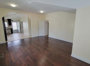 83-35 159th St #2, Jamaica, NY 11432