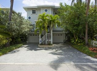 8489 Blind Pass Dr, Treasure Island, FL 33706