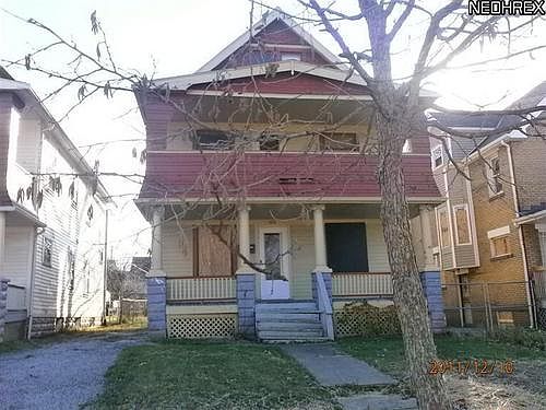2nd image of 9416 Manor Ave