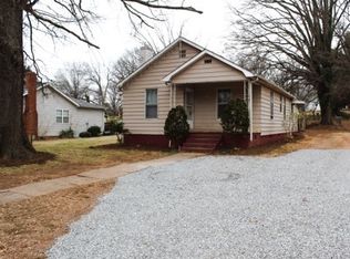 306 W 12th St, Newton, NC 28658