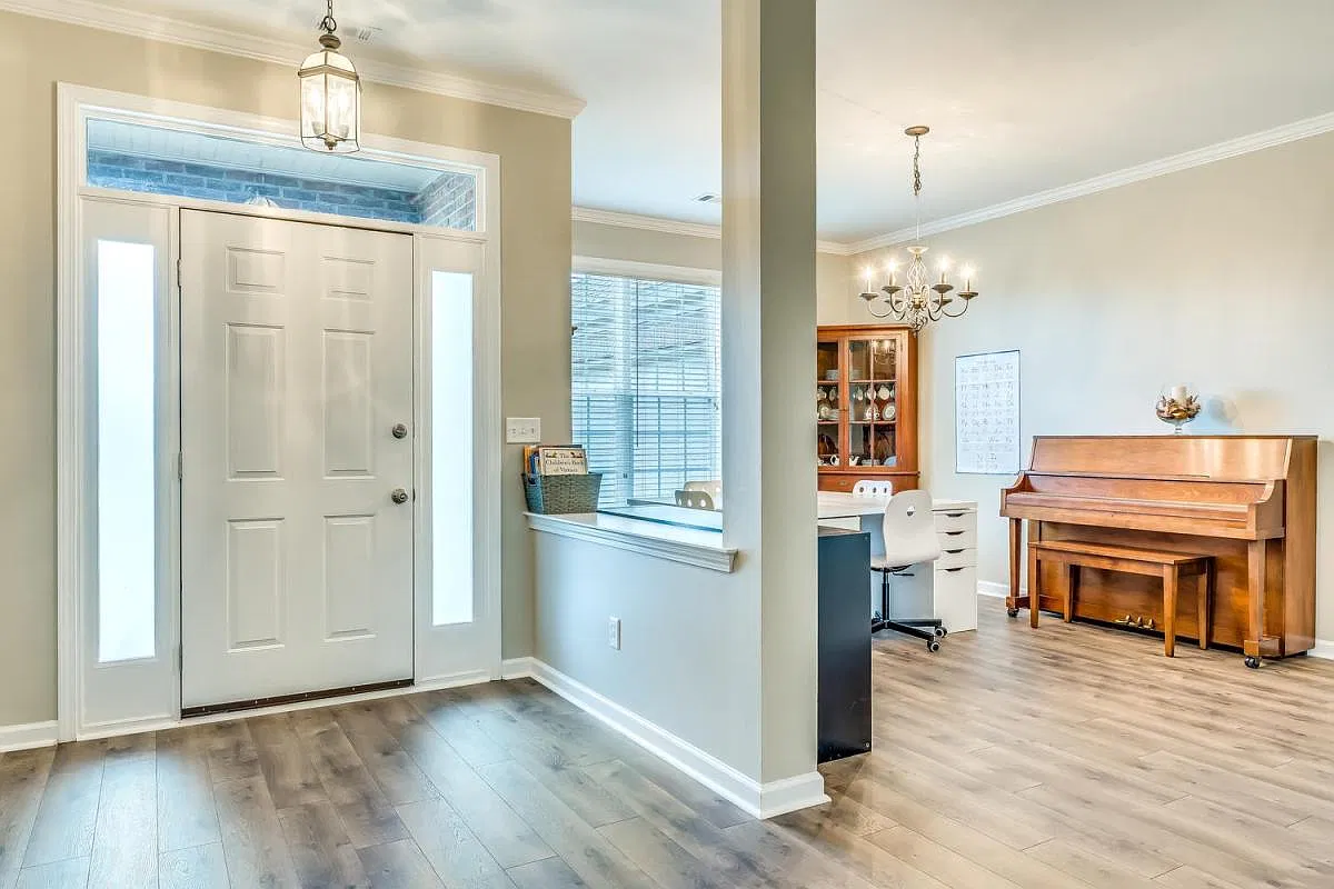 9632 Helmsley Circle — Photo 3