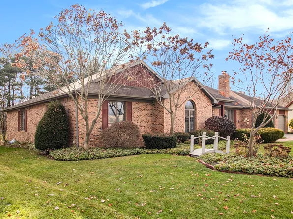 1545 Evergreen Pl, Elkhart, IN 46514