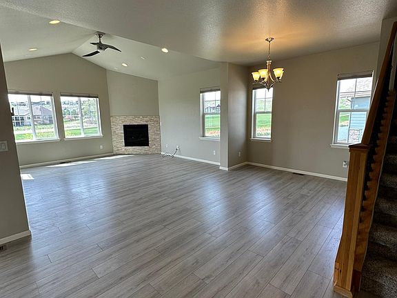 3rd image of 353 Seahorse Dr