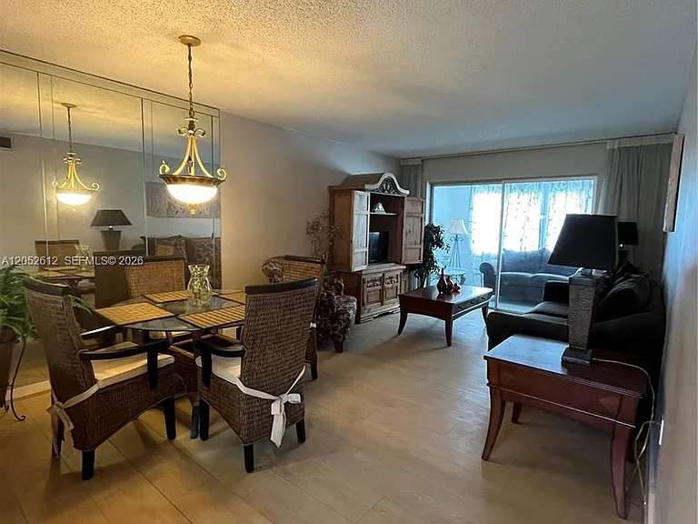 8135 Sunrise Lakes Blvd #308 — Photo 6