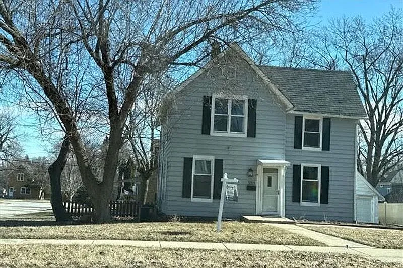 353 Wilcox Ave photo 1
