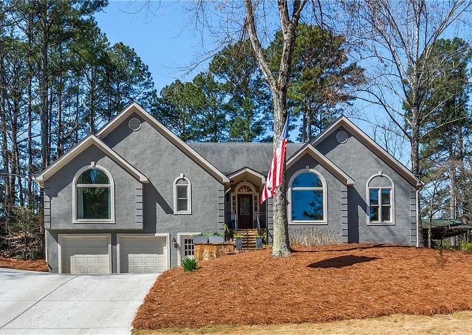 1st image of 11190 Surrey Park Trl