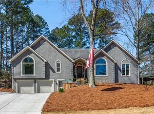 11190 Surrey Park Trl, Johns Creek, GA 30097