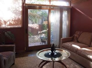 104 Arbutus Pl, Chapel Hill, NC 27517