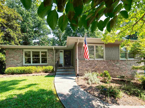 1601 Brookcrest Cir, Birmingham, AL 35226