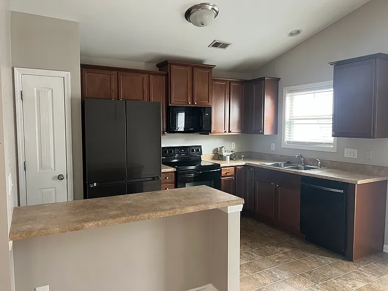 31 Wesley Drew Ln NW — Photo 4