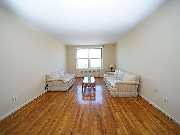 2nd image of 133 120th Bch Unit 6-A