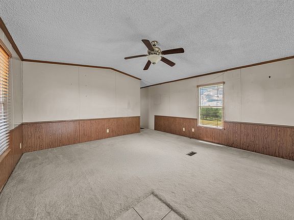 4th image of 147 Morgan Pl