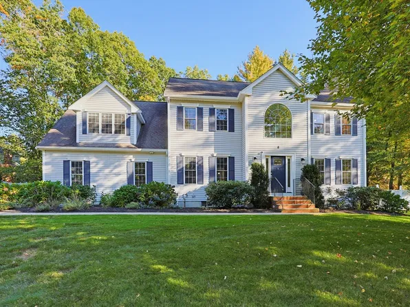 8 Wind Chime Way, Walpole, MA 02081