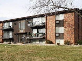 126 E Lake Ave, Peoria, IL 61614