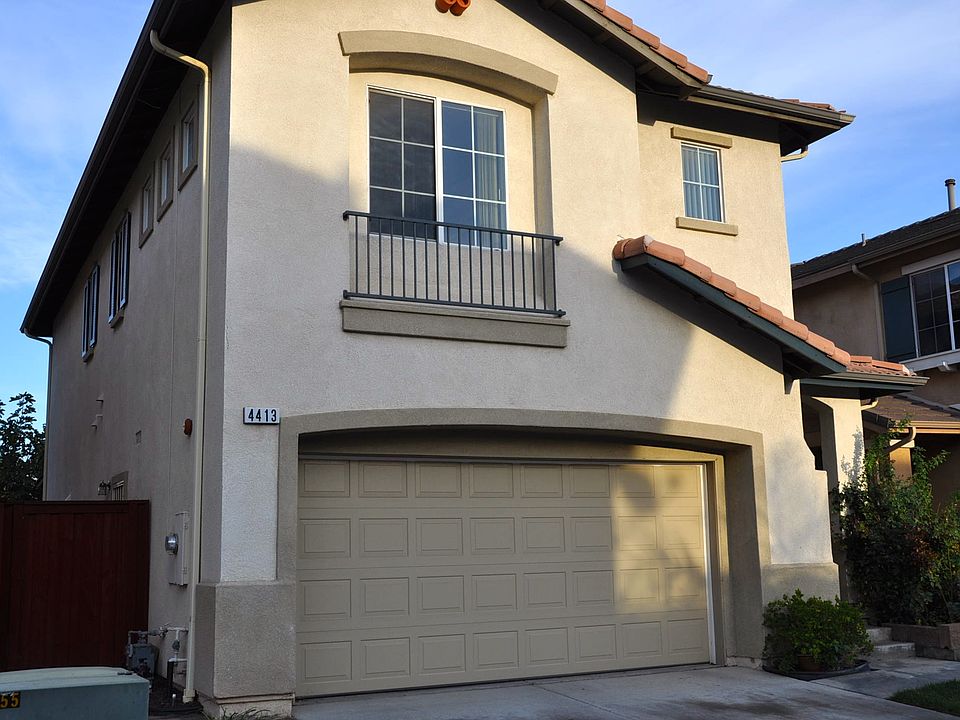 2nd image of 4413 Pease Ln