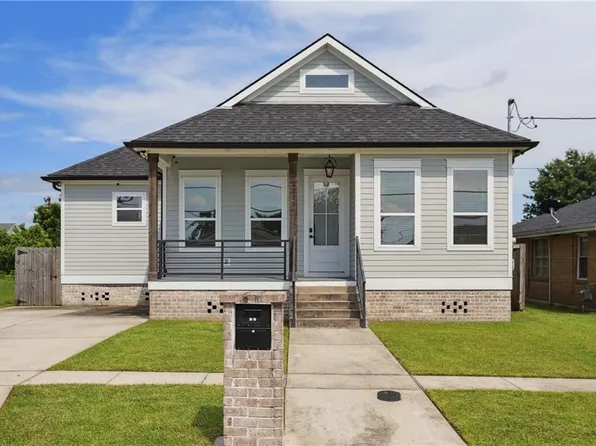 2313 Aycock St, Arabi, LA 70032