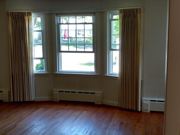 Living Room bow window