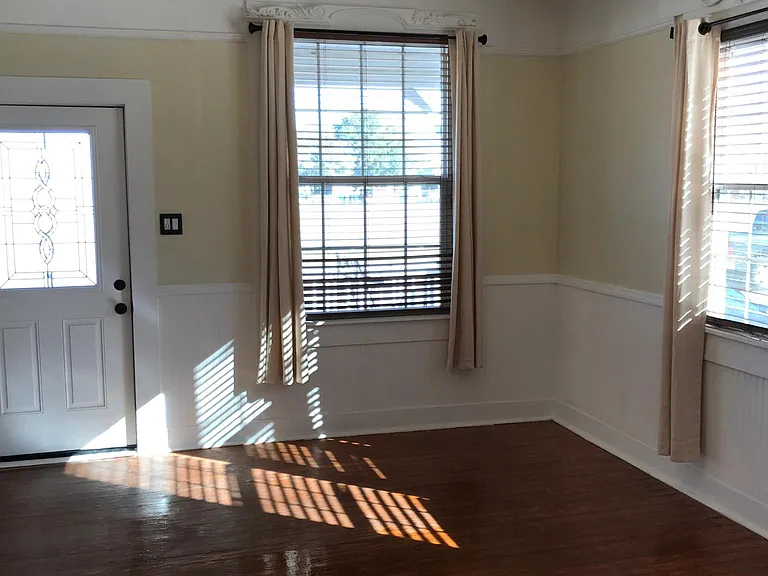 4931 Hyde Ave — Photo 12
