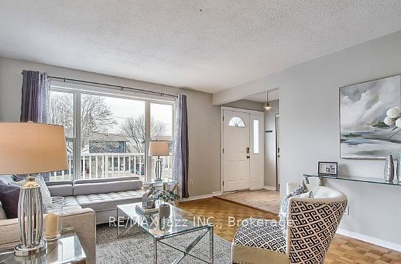 2nd image of 676 Mountview Pl