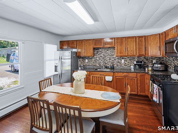 5th image of 61-63 Pomfret Street