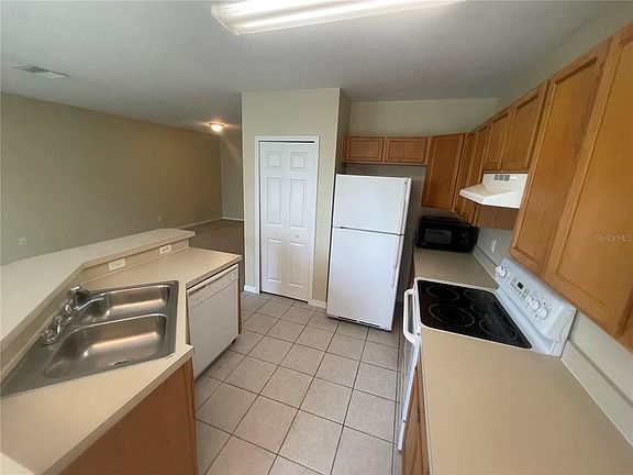 5th image of 6242 Olivedale Dr