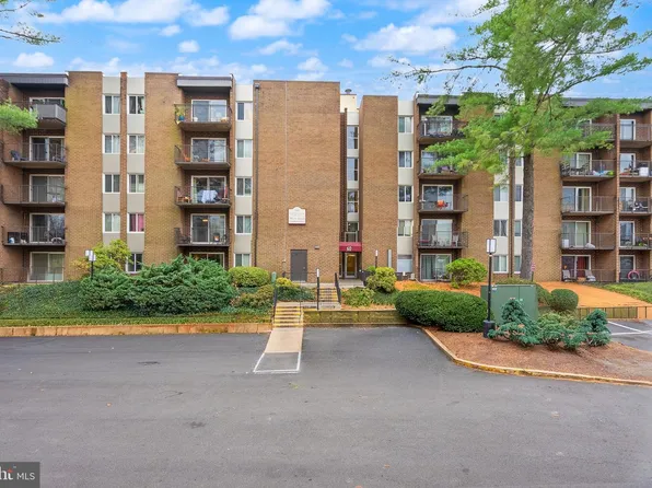 60 S Van Dorn St APT 306, Alexandria, VA 22304