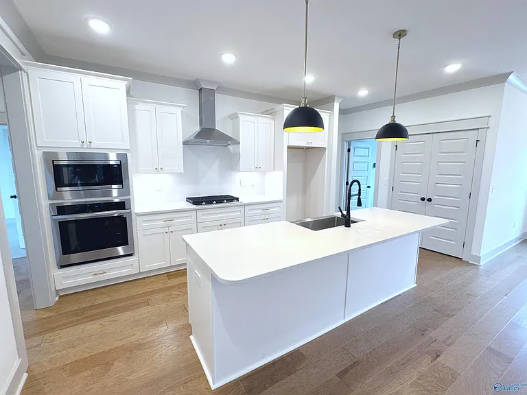 106 Upperline St — Photo 9