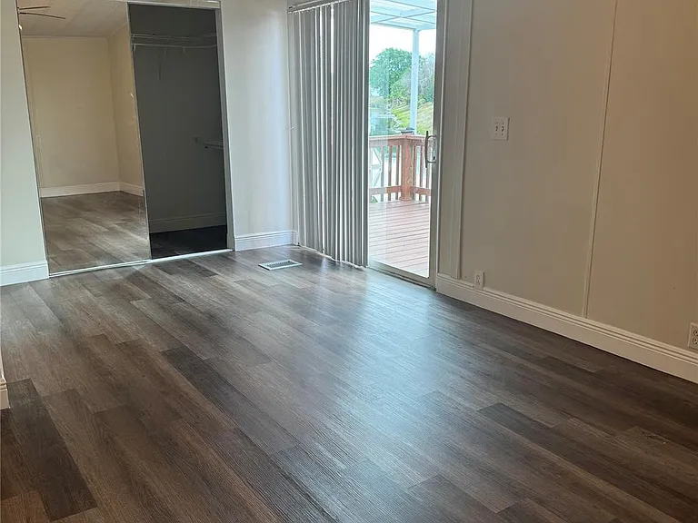 1560 SW 66th Ave — Photo 10