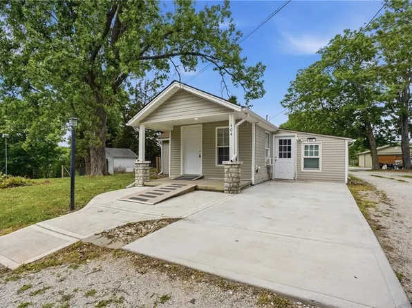 404 Salem Rd, Excelsior Springs, MO 64024