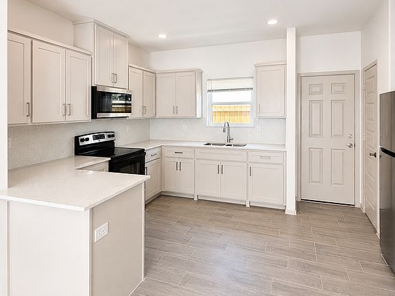 3rd image of 2612 E Harrison Ave APT 2