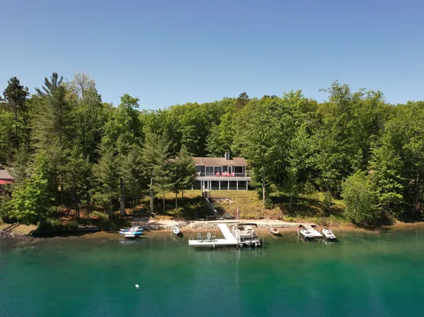 1288 Autumn Trl, Traverse City, MI 49696